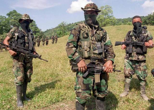 paramilitares 1